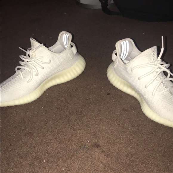 Yeezy 350 Boost V2 Cream White - Picture 2 of 8